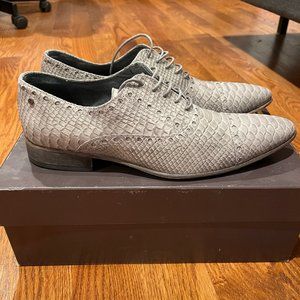 Hard To Find Roberto Cavalli dress shoes